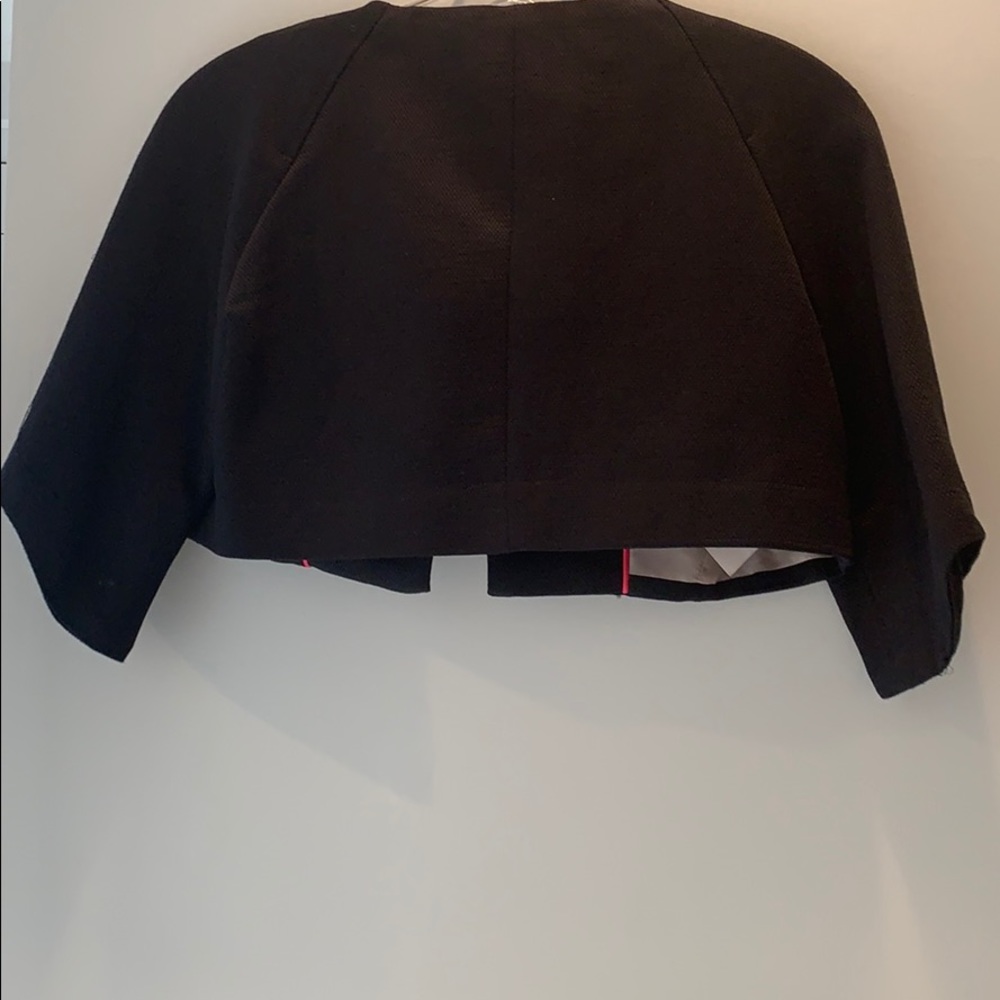 Short sleeve jacket - Picture 4 of 4